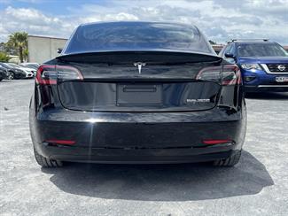 2020 Tesla Model 3 - Thumbnail