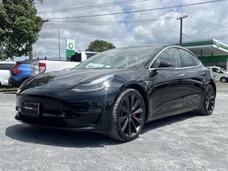 2020 Tesla Model 3 - Thumbnail