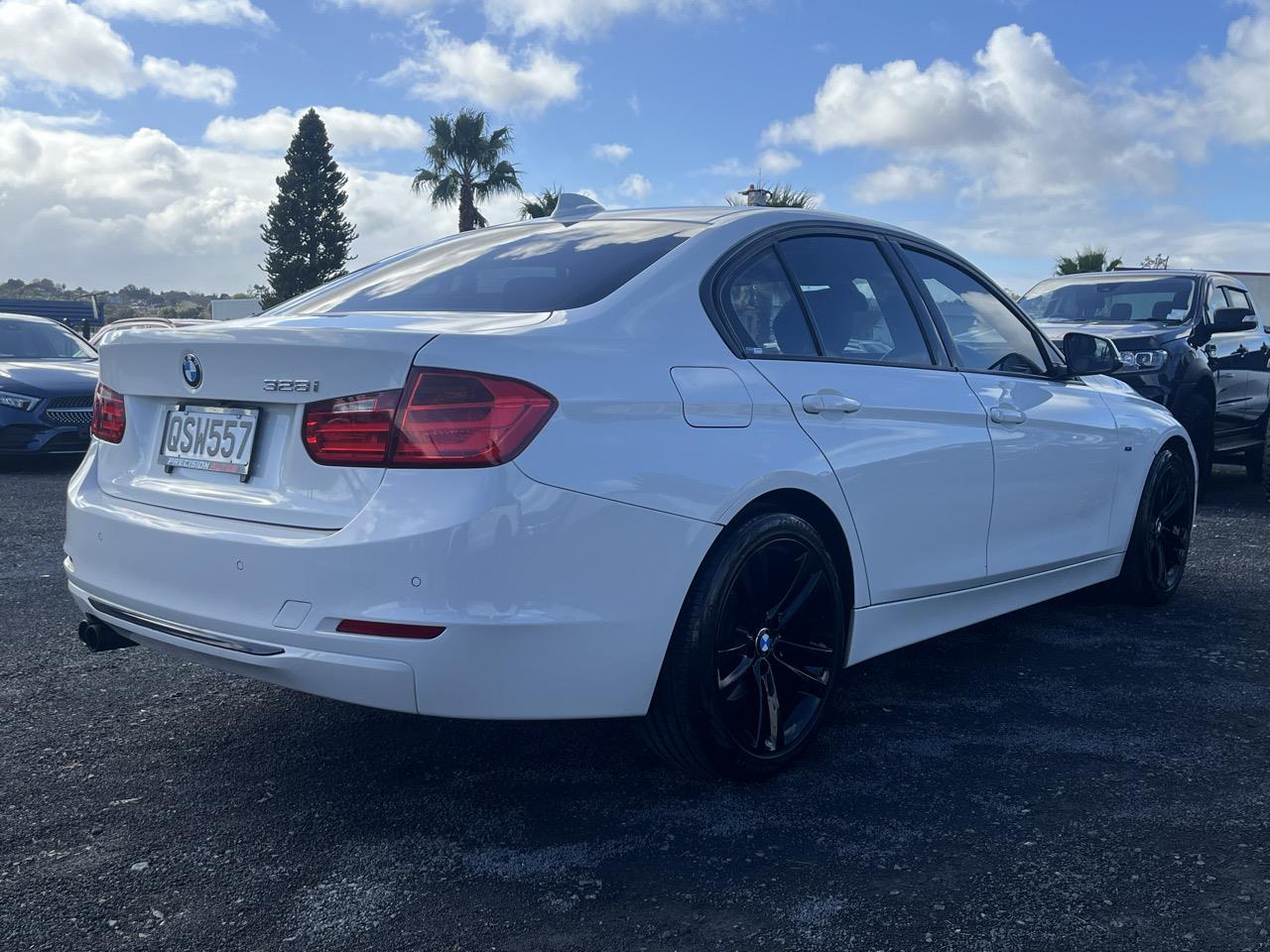 2012 BMW 328i