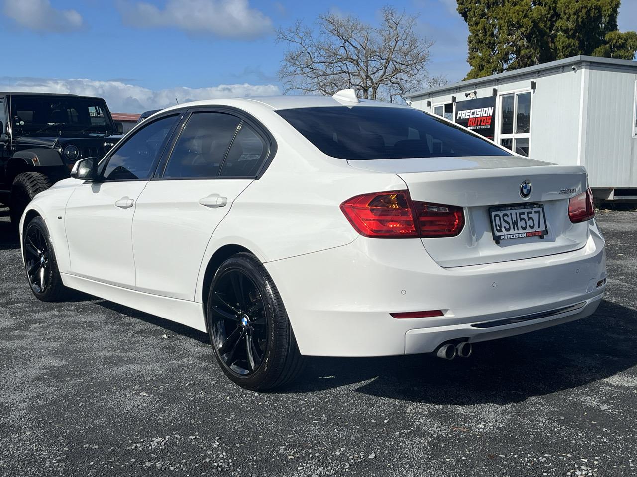 2012 BMW 328i