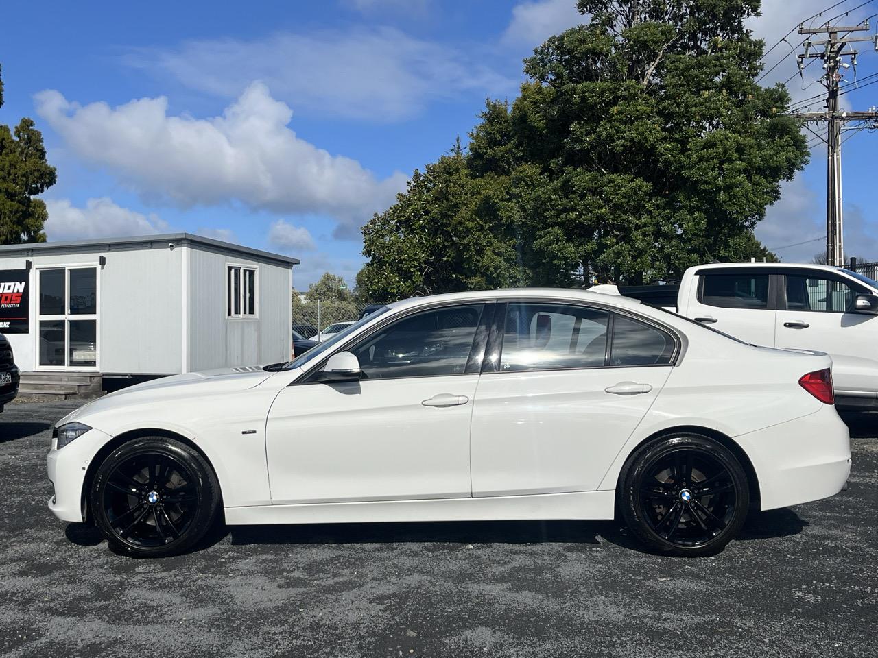 2012 BMW 328i