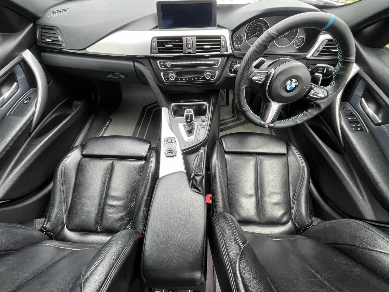 2012 BMW 320I