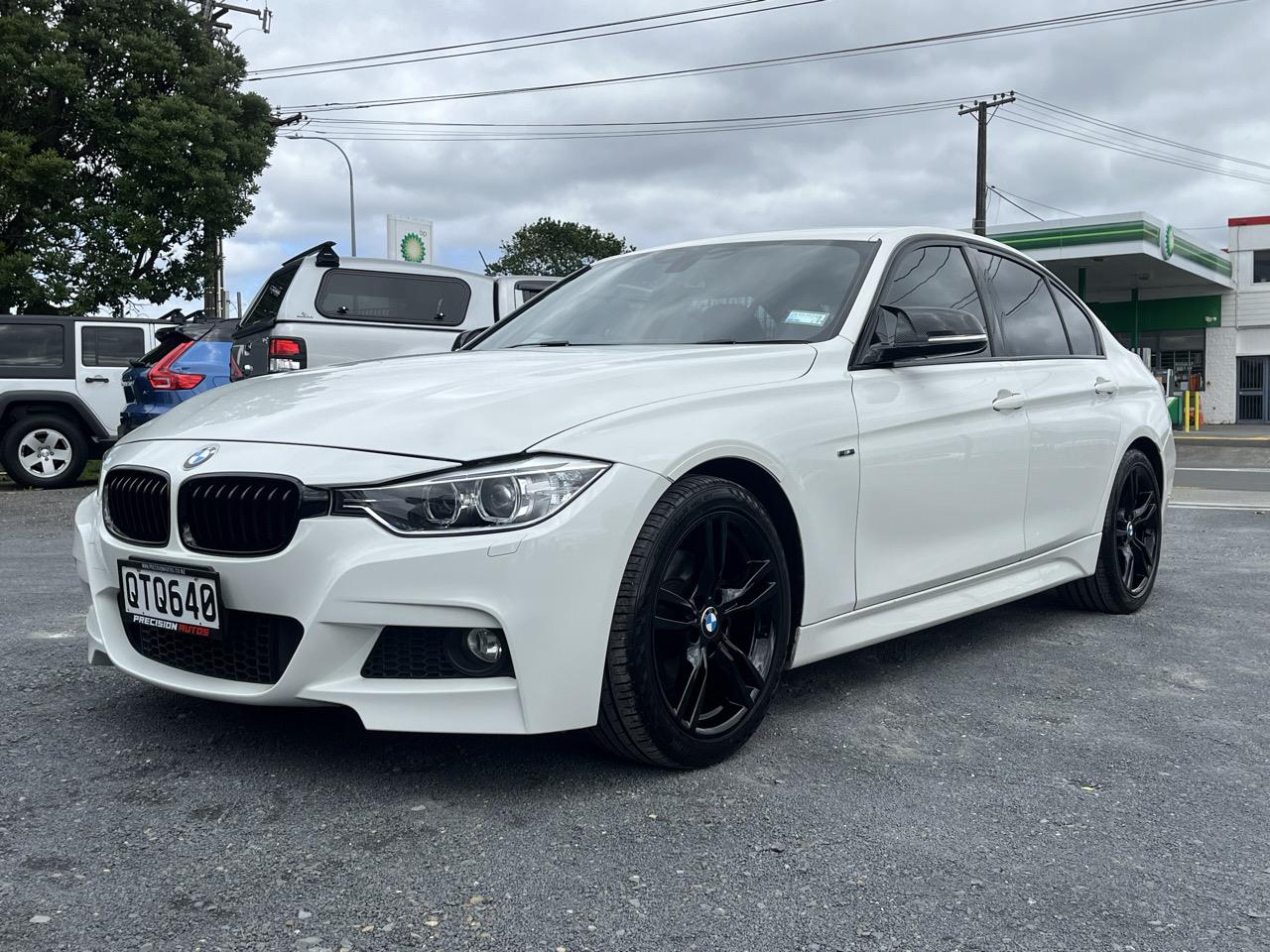 2012 BMW 320I