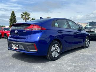 2022 hyundai Ioniq - Thumbnail