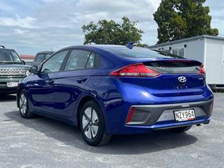 2022 hyundai Ioniq - Thumbnail