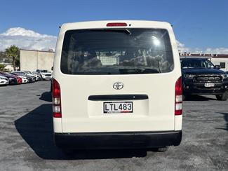 2018 TOYOTA Hiace - Thumbnail