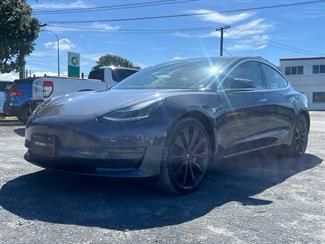 2020 Tesla Model 3 - Thumbnail