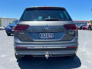 2016 Volkswagen Tiguan - Thumbnail