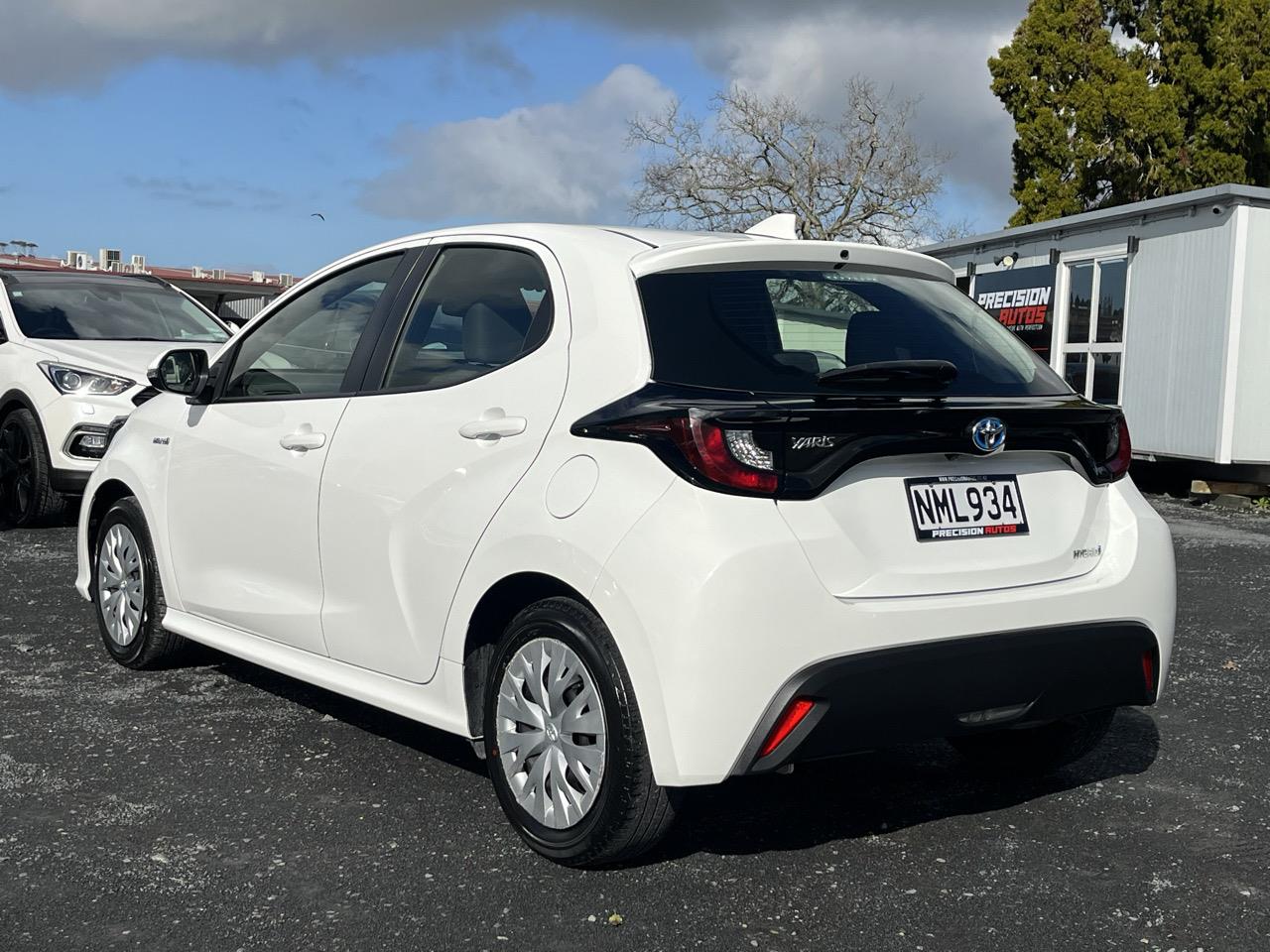 2021 TOYOTA Yaris