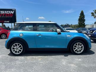 2015 Mini Cooper - Thumbnail