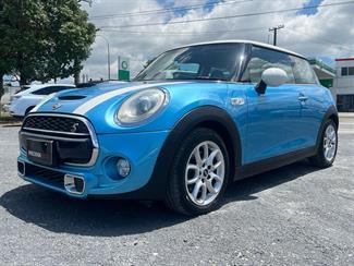 2015 Mini Cooper - Thumbnail