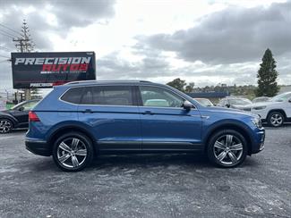 2019 Volkswagen Tiguan - Thumbnail