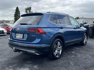 2019 Volkswagen Tiguan - Thumbnail