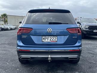 2019 Volkswagen Tiguan - Thumbnail