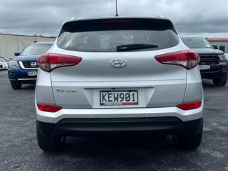 2016 hyundai Tucson - Thumbnail