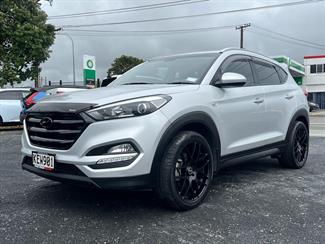 2016 hyundai Tucson - Thumbnail