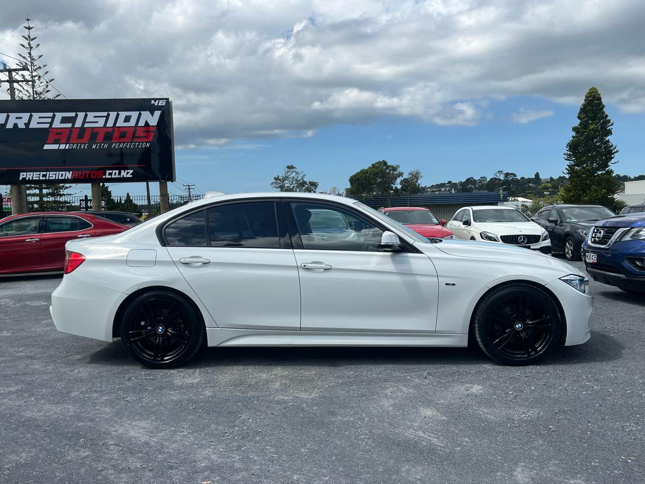 2013 BMW 320I