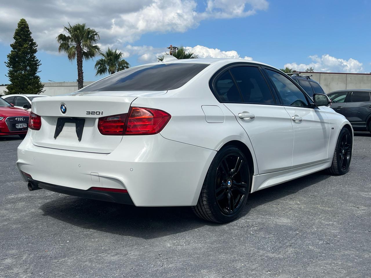 2013 BMW 320I