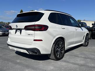 2019 BMW X5 - Thumbnail