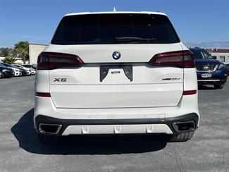 2019 BMW X5 - Thumbnail