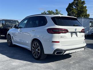 2019 BMW X5 - Thumbnail