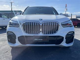 2019 BMW X5 - Thumbnail