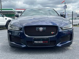 2017 Jaguar XE - Thumbnail