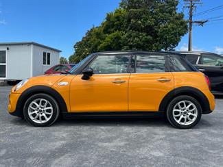 2015 Mini Cooper - Thumbnail