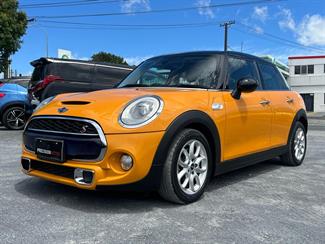 2015 Mini Cooper - Thumbnail