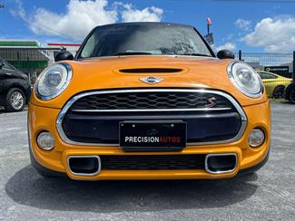 2015 Mini Cooper - Thumbnail