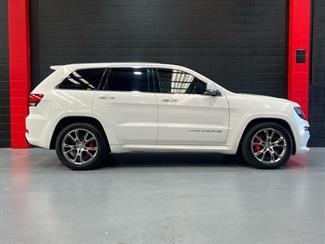 2014 Jeep Grand Cherokee - Thumbnail