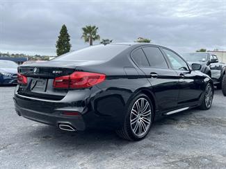 2019 BMW 530i - Thumbnail