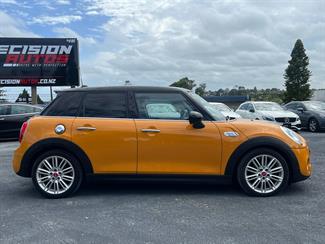 2014 Mini Cooper - Thumbnail