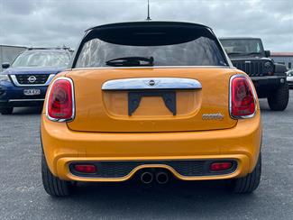 2014 Mini Cooper - Thumbnail