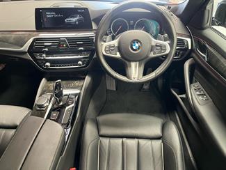 2017 BMW 530i - Thumbnail