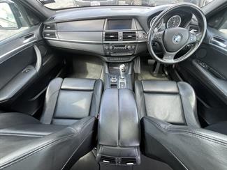 2011 BMW X6 - Thumbnail