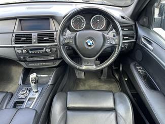 2011 BMW X6 - Thumbnail