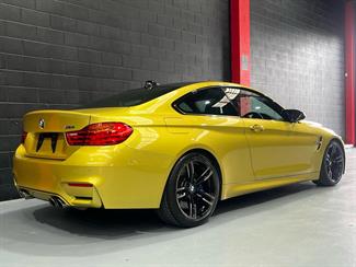 2016 BMW M4 - Thumbnail