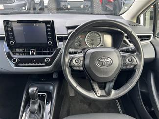 2019 TOYOTA Corolla - Thumbnail