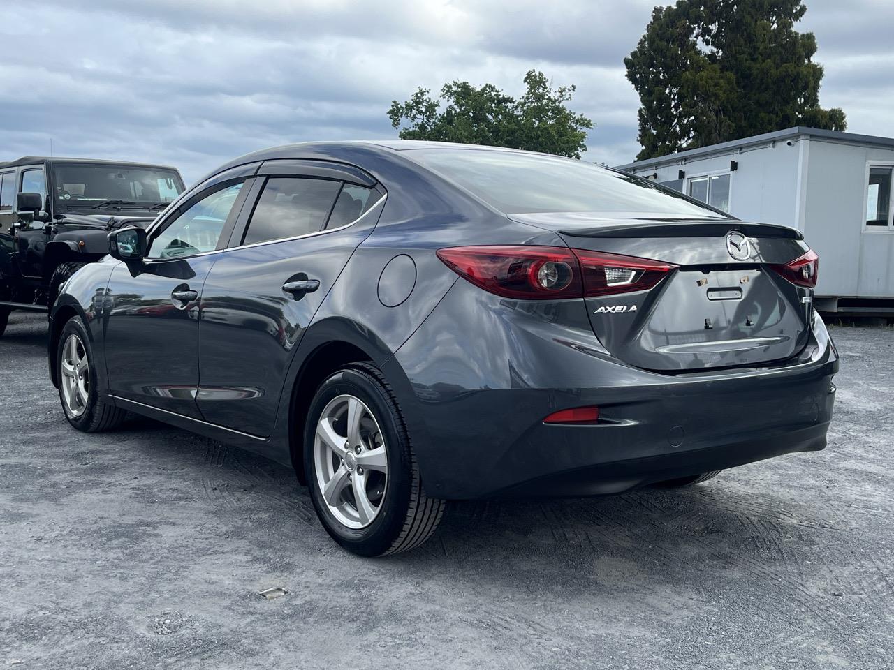 2014 Mazda AXELA