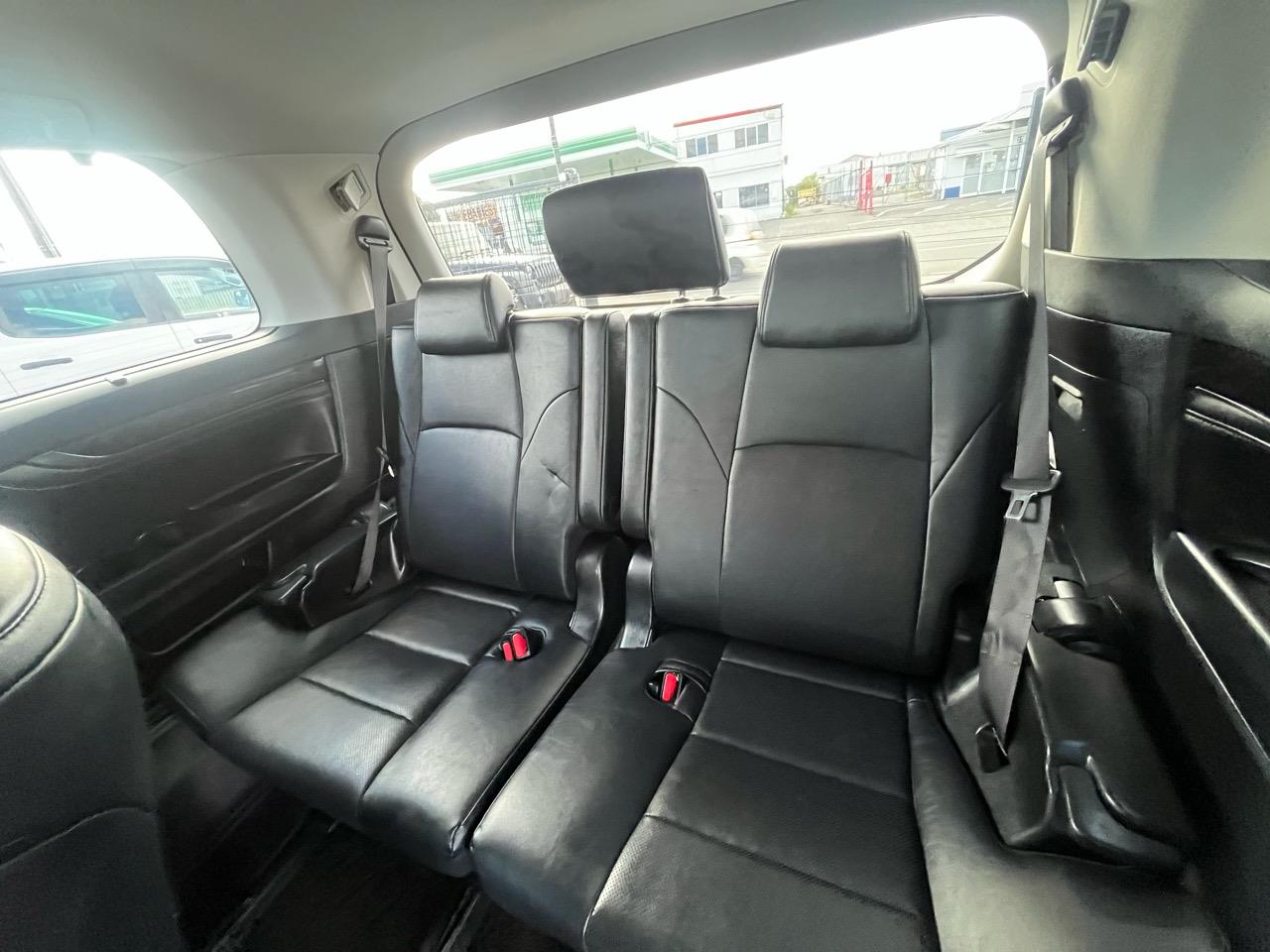 2019 TOYOTA Alphard