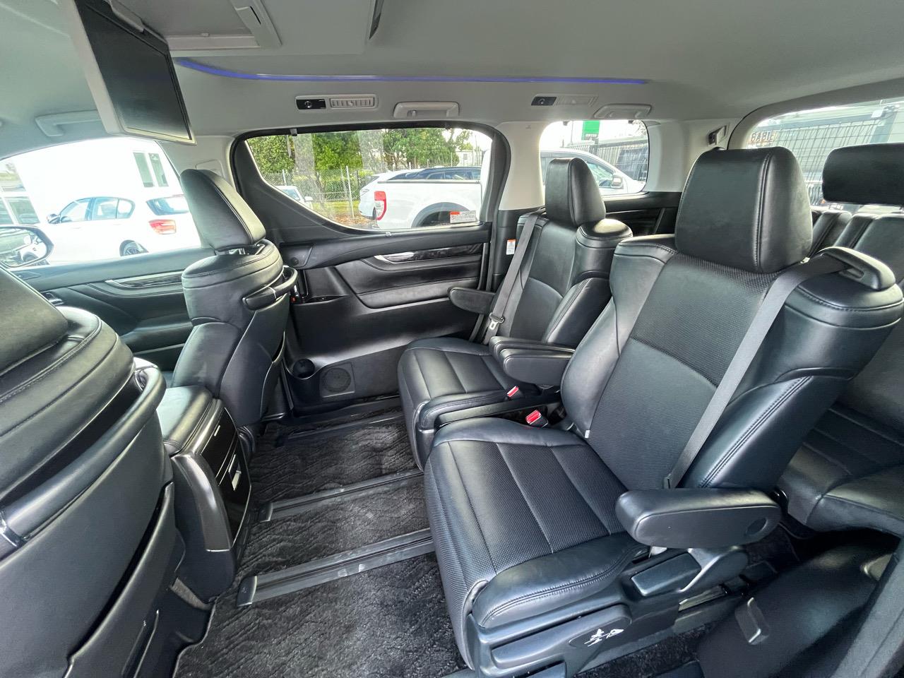 2019 TOYOTA Alphard